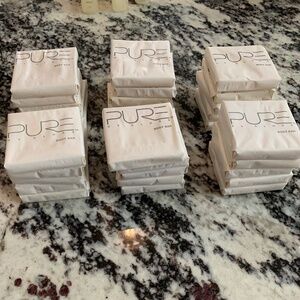 30 PURE by Gloss Body Bars New Unused